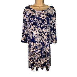 Expresso Navy And White Floral Paisley Shift Dress, Size Medium, w/ Bell Sleeves